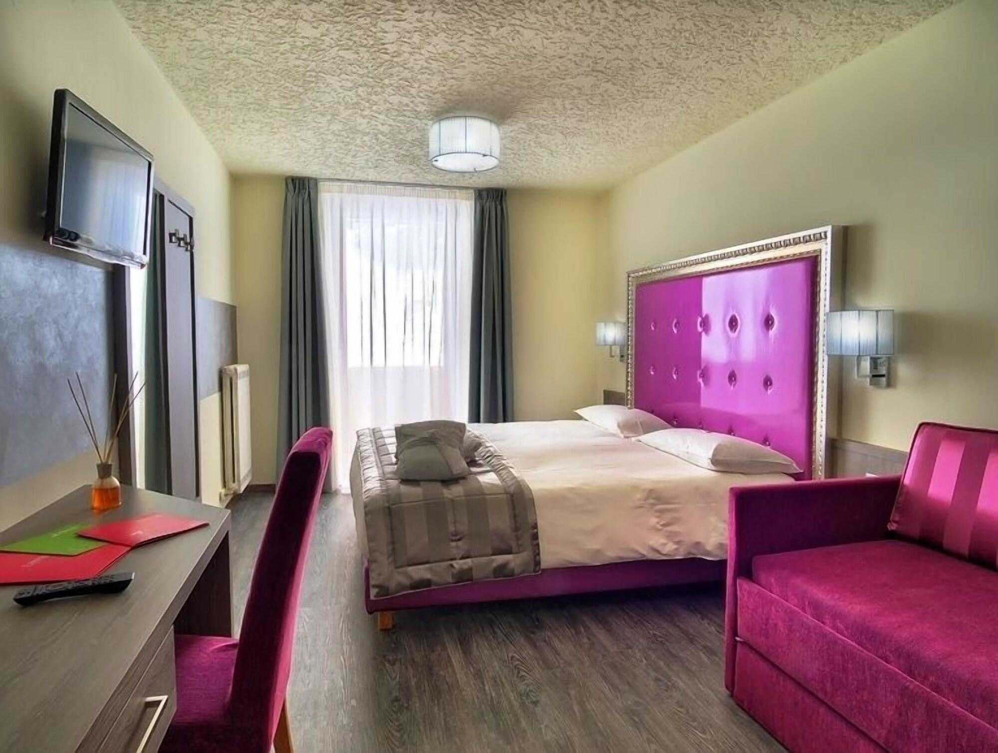 Luna Wellness Hotel Folgarida Extérieur photo