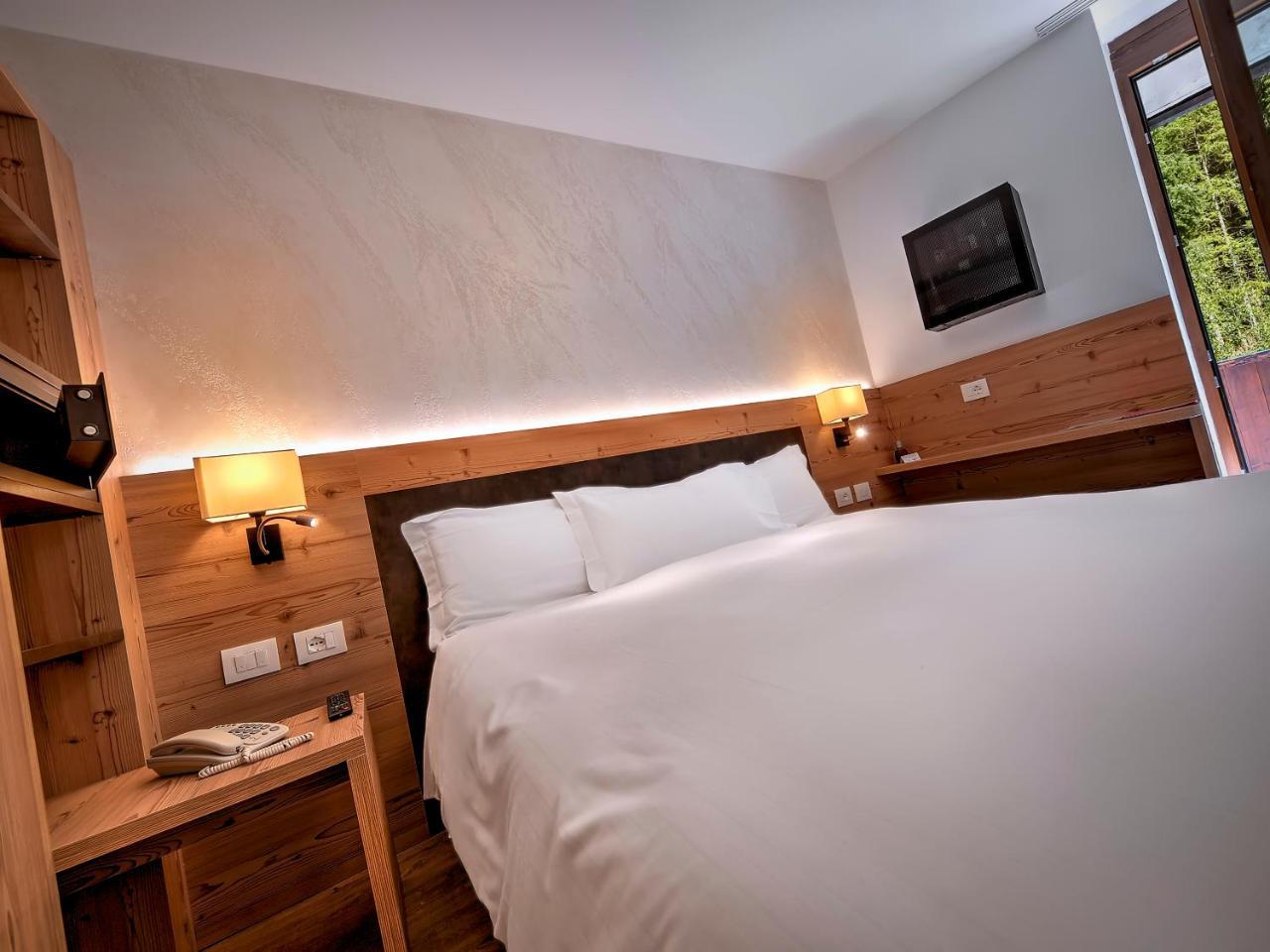 Luna Wellness Hotel Folgarida Extérieur photo